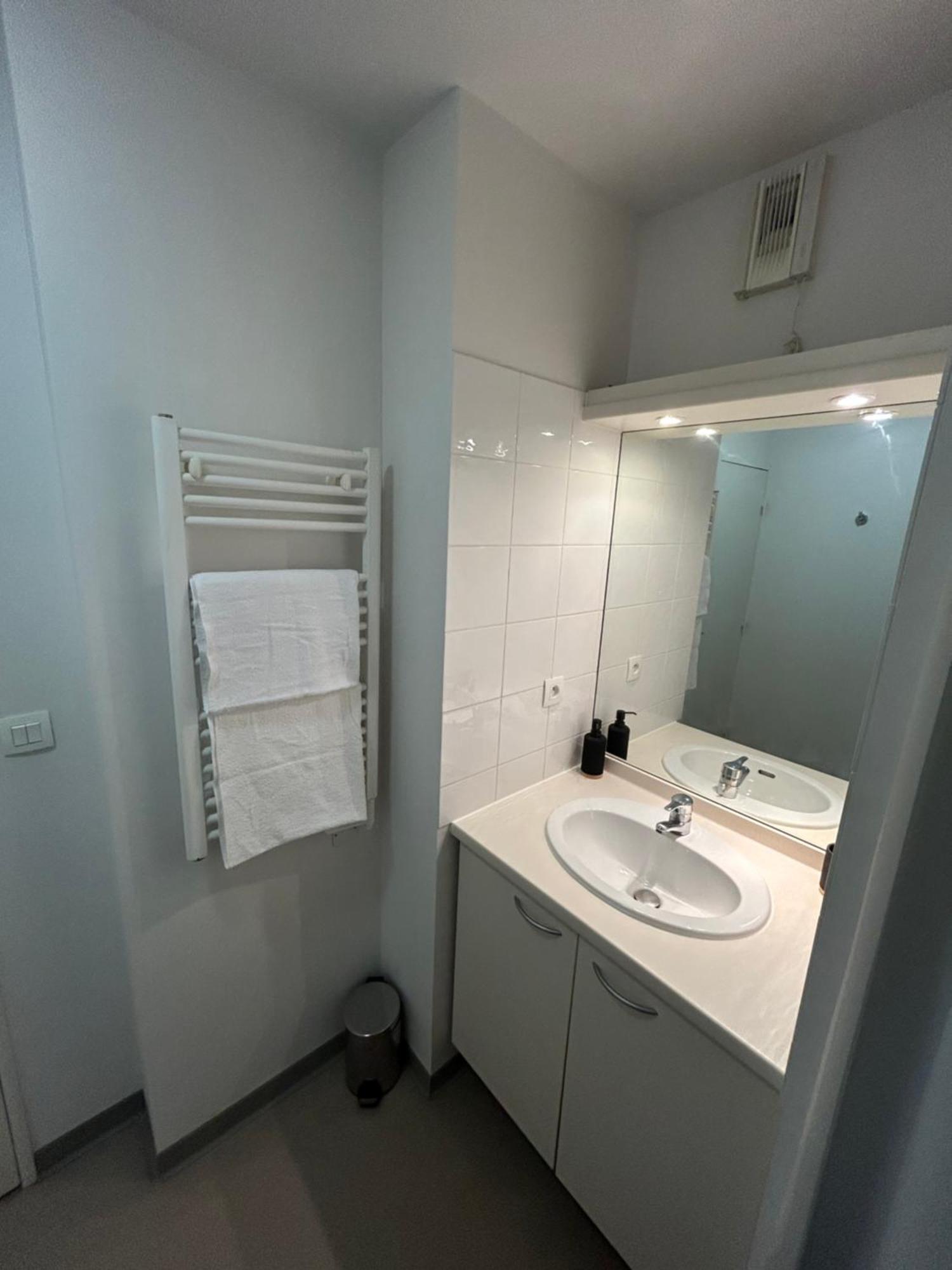 Appart'Hotel - Gare Tgv - Avignon Extérieur photo