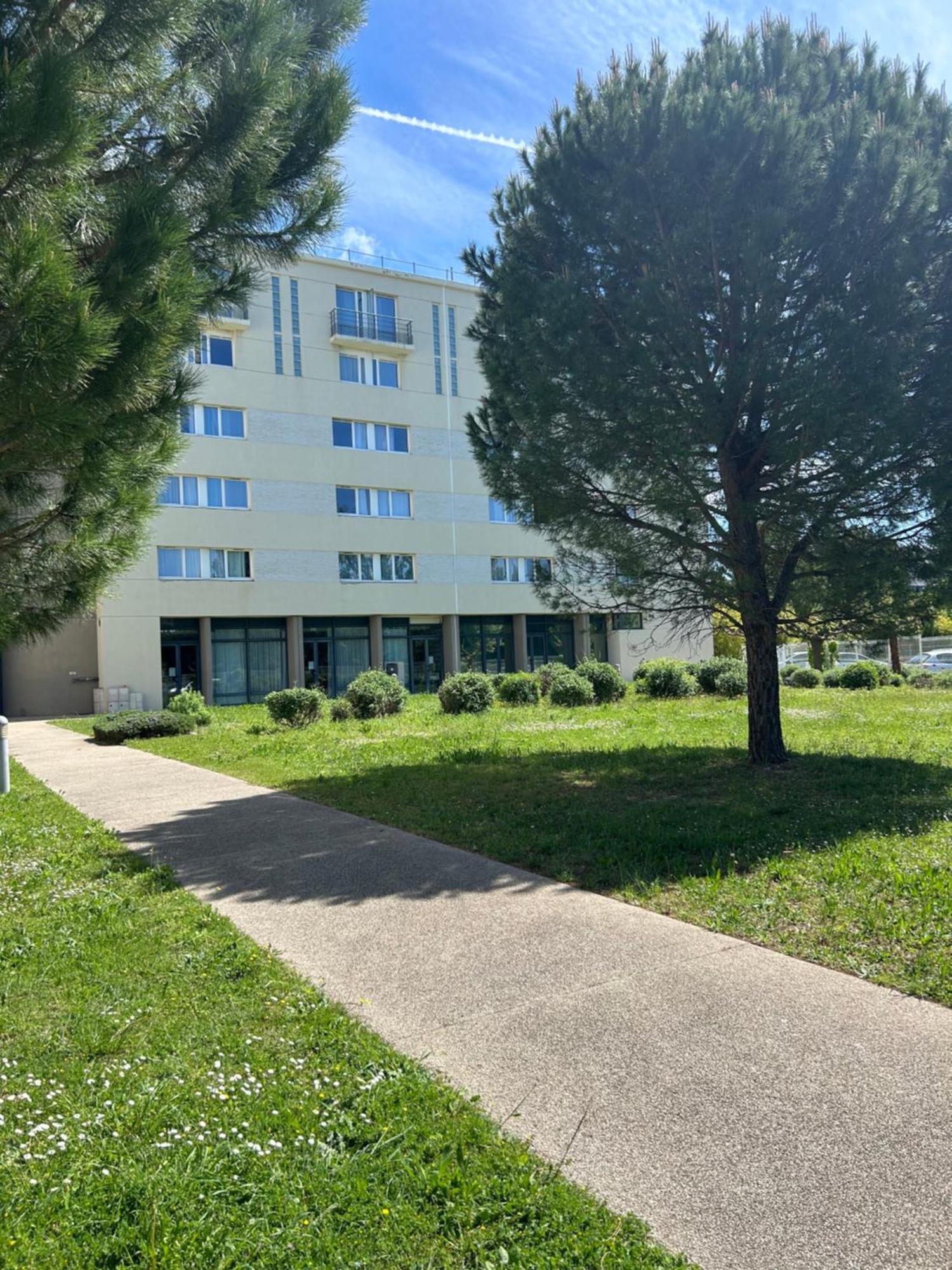 Appart'Hotel - Gare Tgv - Avignon Extérieur photo